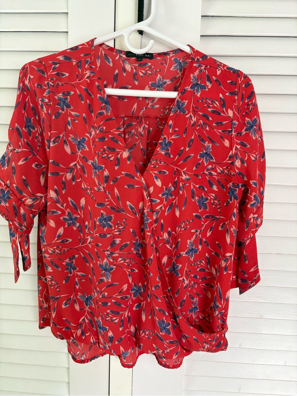 Light Red Floral V-Neck Women's Blouse